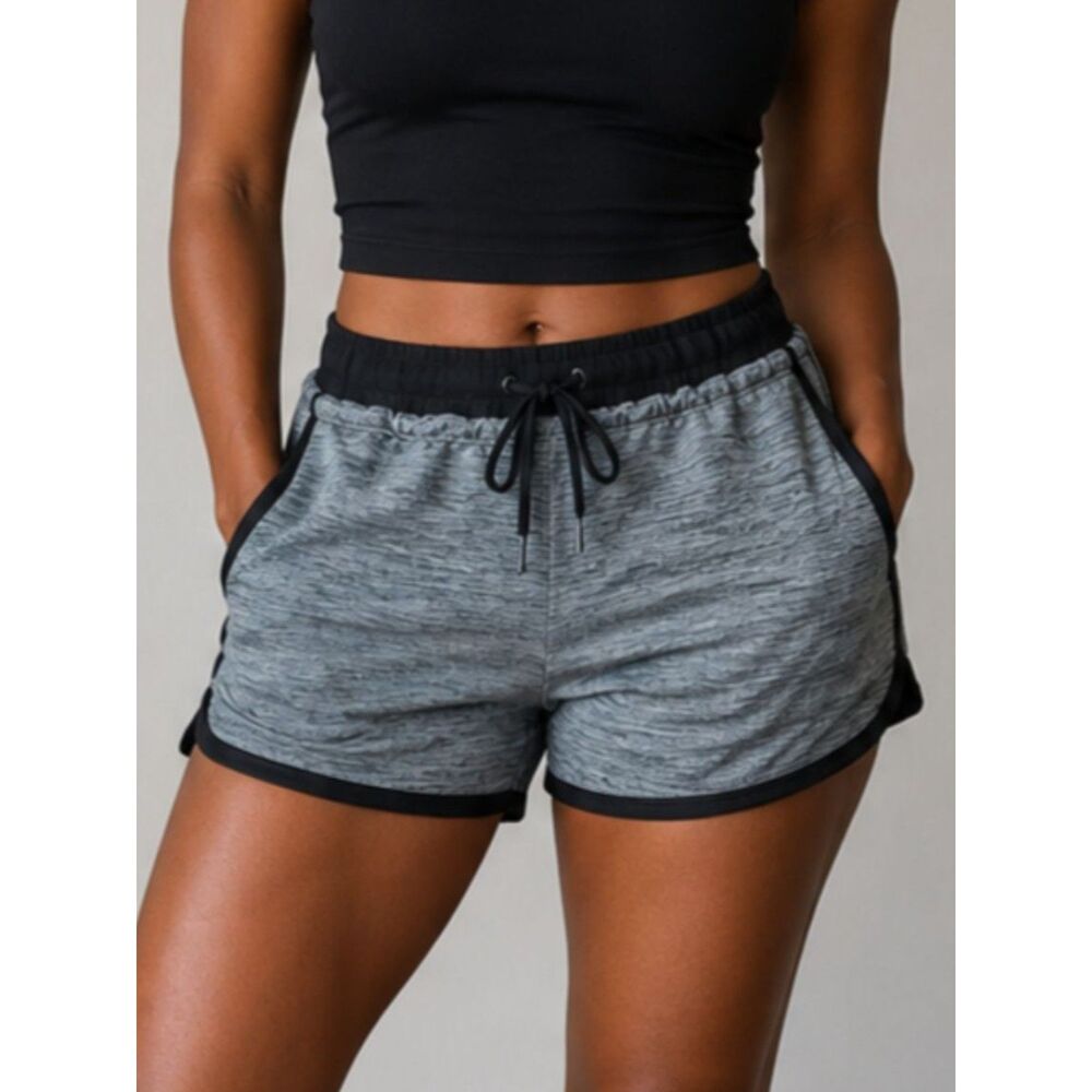 Tek Gear Medium Women's Grey & Black Athletic Active Gym Shorts